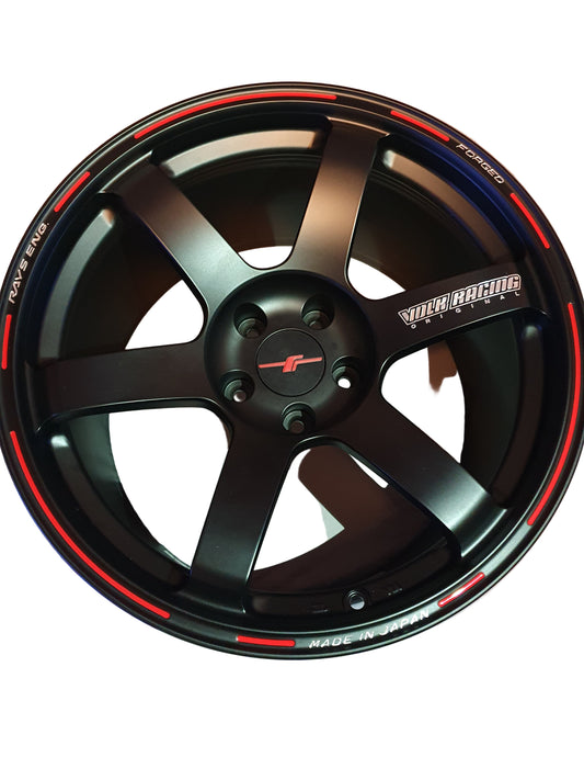 Custom centre caps with badge