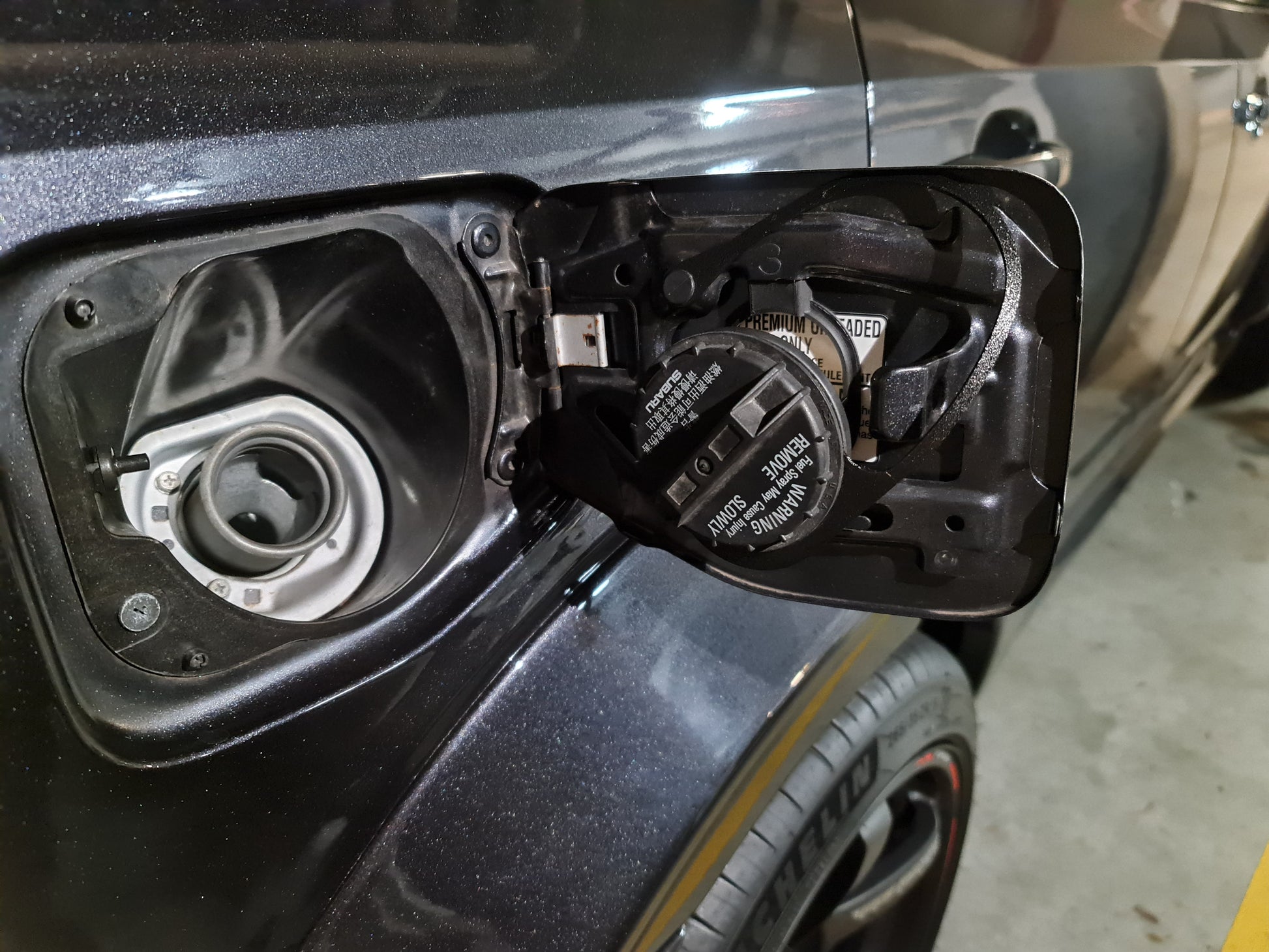 Fuel cap holder  image 3