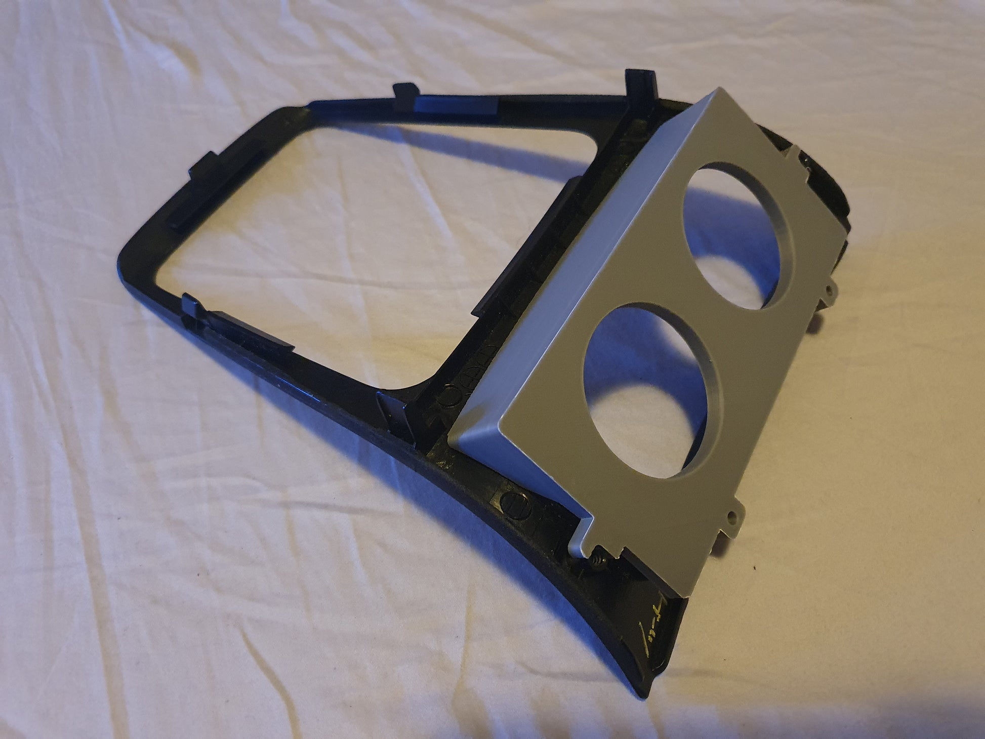 03-08 wrx/forester ash tray pod image 2