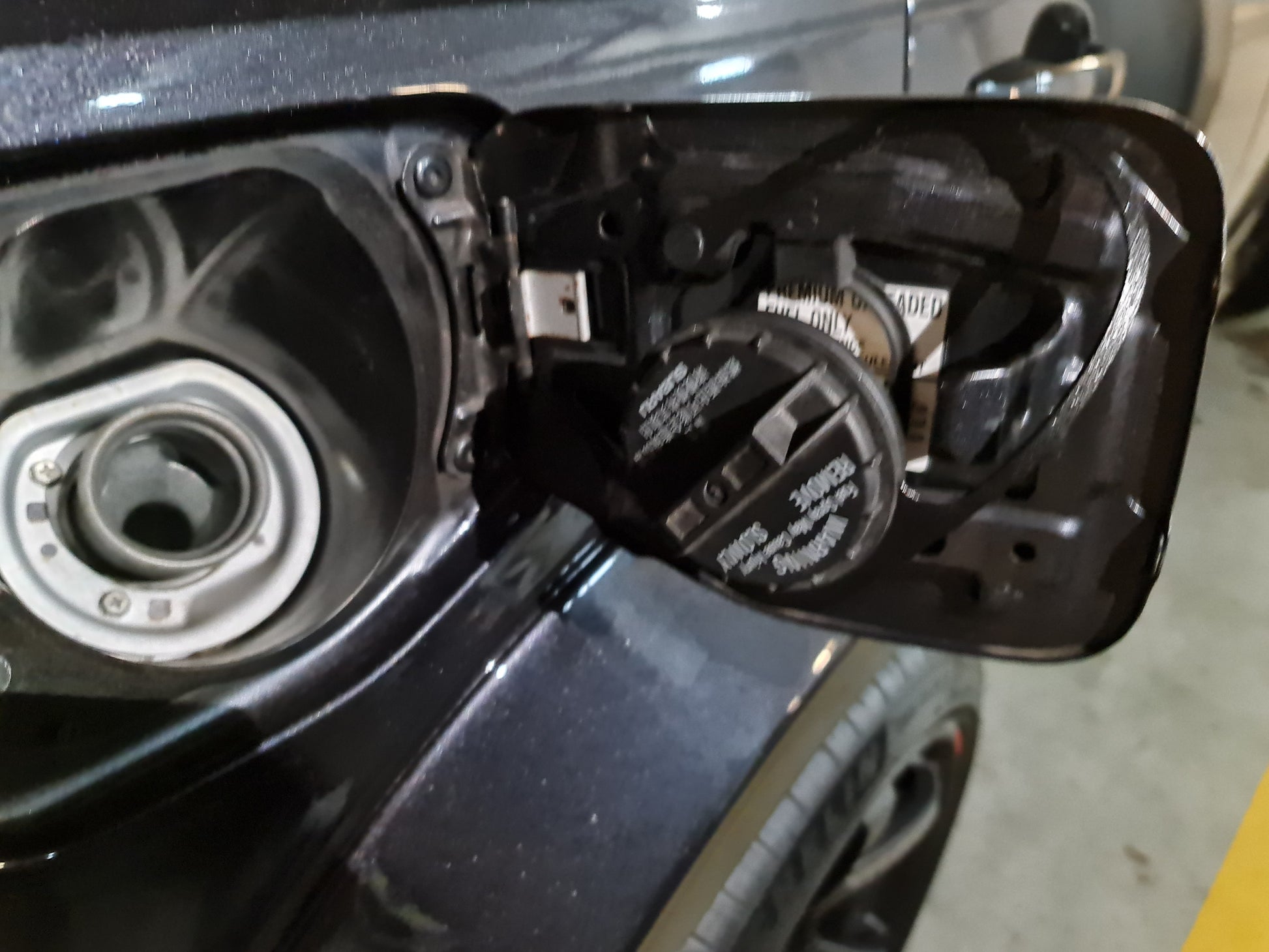 Subaru fuel cap lanyard image 3